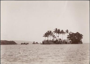 Ferasiboa and other artificial islands off the coast of Nore Fou, Solomon Islands, 1906 / J.W. Beattie