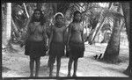 Young women of Kiribati