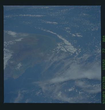 STS052-77-004 - STS-052 - Island of Hawaii