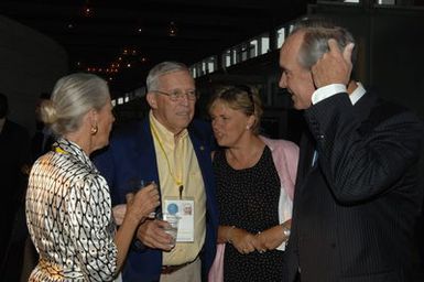 [Assignment: 48-DPA-07-13-08_SOI_K_Philly_Rec] Reception at Independence National Historical Park for attendees at the National Governors Association Centennial Meeting in Philadelphia, Pennsylvania. Secretary Dirk Kempthorne [and Independence National Historical Park Deputy Superintendent Darla Sidles delivered official remarks; and the Secretary conversed with fellow NGA attendees, among them Pennsylvanina Governor Edward Rendell, Vermont Governor James Douglas, Wyoming Governor Dave Freudenthal, Guam Governor Felix Camacho, former Tennessee Governor Don Sundquist, and former Michigan Governor John Engler.] [48-DPA-07-13-08_SOI_K_Philly_Rec_IOD_9289.JPG]