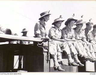 MADANG, NEW GUINEA. 1944-08-18. SISTERS FROM THE 2/11TH GENERAL HOSPITAL AND PERSONNEL OF THE 12TH SMALL SHIPS COMPANY ABOARD THE MEDICAL LAUNCH, AM1567 OF THE NEW GUINEA SEA AMBULANCE TRANSPORT ..