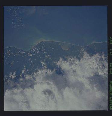 STS073-711-077 - STS-073 - Earth observations taken from shuttle orbiter Columbia