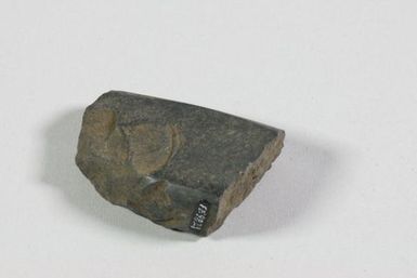 To‘i ma‘a (stone adze) fragment