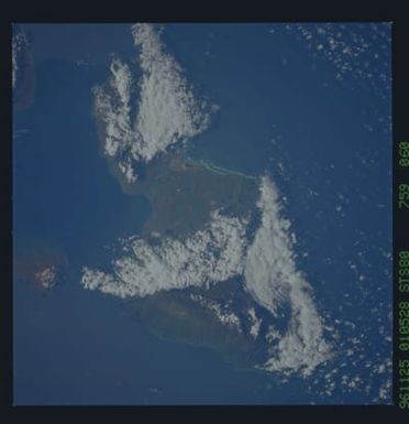STS080-759-060 - STS-080 - Earth observations taken from Space Shuttle Columbia during STS-80 mission