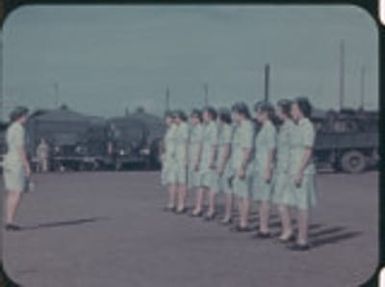 USMC 104054: Female Marines leave Hawaii