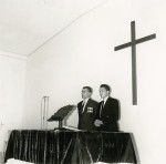 Inauguration of the Tahitian church of Noumea : two pastors