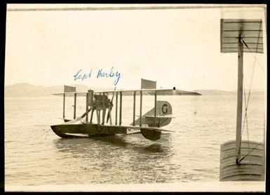 [Frank Hurley's airplane, New Guinea] / Evan R. Stanley