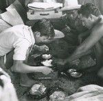 Weighing of nacreous oysters