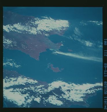 STS068-211-001 - STS-068 - Earth observations during STS-68 mission