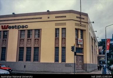 Fiji - Westpac Bank, 2003