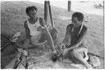 Folofo'u and another man doing aringa divination