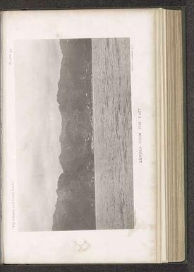 ["Gezicht op Levuka", "Levuka from the east"]