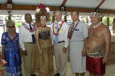 [Assignment: 48-DPA-SOI_K_Amer_Sam] Pacific Islands Tour: Visit of Secretary Dirk Kemmpthorne [and aides] to American Samoa, U.S. Territory [48-DPA-SOI_K_Amer_Sam__DI15145.JPG]