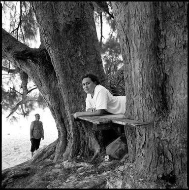 Vaine-Iriano Wichman and her mother Ngatokorima Rasmussen frame 4