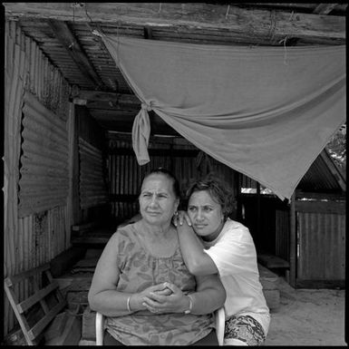 Ngatokorima Rasmussen and her daughter Vaine-Iriano Wichman frame 5