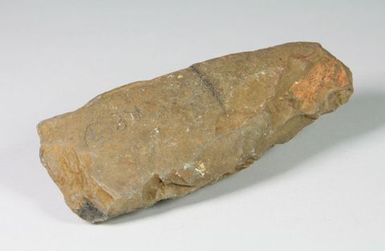 To'i Ma'a (stone adze)