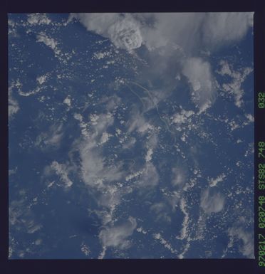 STS082-748-032 - STS-082 - Earth observations taken from shuttle orbiter Discovery during STS-82 mission