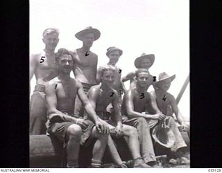 HANABADA, NEW GUINEA. 1943-10-23. PERSONNEL OF THE 14TH AUSTRALIAN FIELD COMPANY, ROYAL AUSTRALIAN ENGINEERS WHO ARE EMPLOYED ON THE CONSTRUCTION OF THE NEW OIL PIPELINE FROM THE JETTY TO THE NEW ..