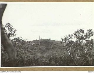 DONADABU AREA, NEW GUINEA. 1943-11-30. A COMPANY, 2/10TH AUSTRALIAN INFANTRY BATTALION ASSAULTING THE OBJECTIVE AND CONSOLIDATING THEIR POSITIONS ON THE FINAL ATTACK DURING A COMBINED EXERCISE WITH ..