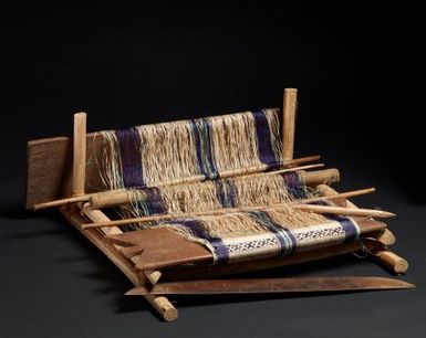 Backstrap Loom with machi