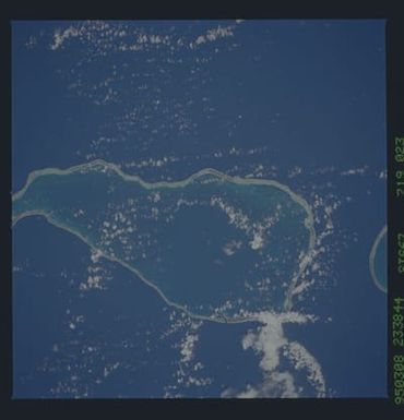 STS067-719-023 - STS-067 - Earth observations taken from shuttle orbiter Endeavour during STS-67 mission