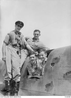 PAPUA. 1943-07-22. BEAUFORT CREW OF NO. 100 SQUADRON RAAF, AT EITHER MILNE BAY OR VIVIGANI. TOP FROM LEFT: FLYING OFFICER R. H. WOLLACOTT, ADELAIDE, SA; SERGEANT (SGT) J. SUGG, ADELAIDE, SA. LOWER ..