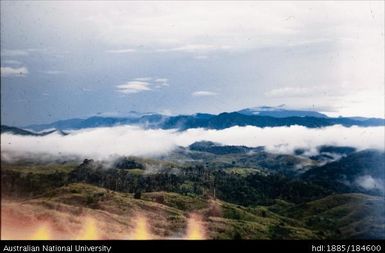 Okapa - Okapa Post - evening mist, Mt Michael