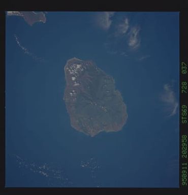 STS069-728-037 - STS-069 - Earth observations taken during STS-69 mission