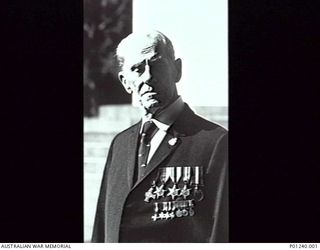 1988-05-25. PORTRAIT OF MR A.R. EVANS, DISTINGUISHED SERVICE CROSS, WHO SERVED WITH THE 2/9TH FIELD REGIMENT AND WAS COMMISSIONED INTO THE ROYAL AUSTRALIAN NAVY VOLUNTEER RESERVE AS A COASTWATCHER ..