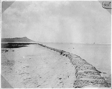 No. 25. View of site of fortifications from sea wall, looking toward Diamond Head, ESE.