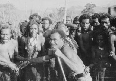Kanaka women, Papua New Guinea, 1933 / Michael Leahy