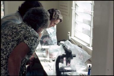 Demonstration about malaria (3) : Bougainville Island, Papua New Guinea, 1971 / Terence and Margaret Spencer