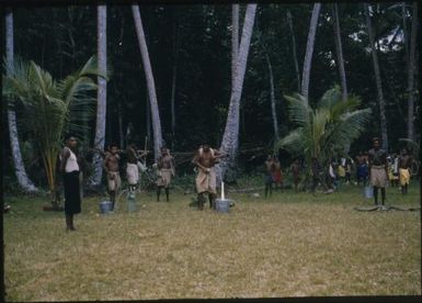 A spraying patrol begins : D'Entrecasteaux Islands, Papua New Guinea, 1956-1959 / Terence and Margaret Spencer