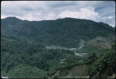 Panguna mine (8) : Bougainville Island, Papua New Guinea, March 1971 / Terence and Margaret Spencer