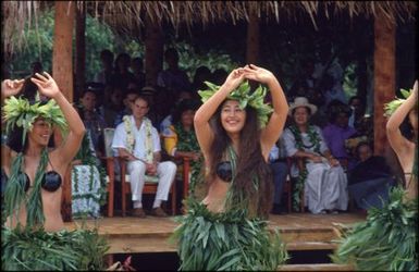 Ceremonial dance group, Festival of Pacific Arts