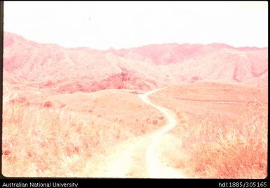 Road into Unaggai, South Asaro Valley