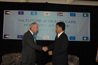 [Assignment: 48-DPA-09-29-08_SOI_K_Isl_Conf_Lead] Participants in the Insular Areas Health Summit [("The Future of Health Care in the Insular Areas: A Leaders Summit") at the Marriott Hotel in] Honolulu, Hawaii, where Interior Secretary Dirk Kempthorne [joined senior federal health officials and leaders of the U.S. territories and freely associated states to discuss strategies and initiatives for advancing health care in those communinties [48-DPA-09-29-08_SOI_K_Isl_Conf_Lead_DOI_0663.JPG]