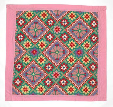 Tīvaevae ta’ōrei (patchwork quilt)