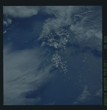 51G-33-026 - STS-51G - STS-51G earth observations