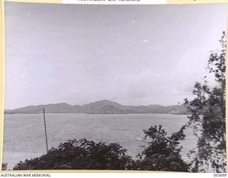 PORT MORESBY - PORT MORESBY HARBOUR FROM AIR FORCE H.Q. MIDDLE OF HARBOUR VIEW. RAAF SURVEY FLIGHT. (NEGATIVE BY N. TRACY)