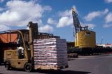 Honolulu, transporting fruit cargo