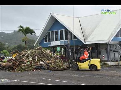 Cook Islanders clean up after weather battering