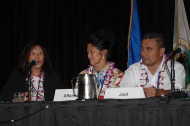 [Assignment: 48-DPA-09-29-08_SOI_K_Isl_Conf_PM] Insular Areas Health Summit [("The Future of Health Care in the Insular Areas: A Leaders Summit") at the Marriott Hotel in] Honolulu, Hawaii, where Interior Secretary Dirk Kempthorne [joined senior federal health officials and leaders of the U.S. territories and freely associated states to discuss strategies and initiatives for advancing health care in those communities.] [48-DPA-09-29-08_SOI_K_Isl_Conf_PM_DOI_0710.JPG]