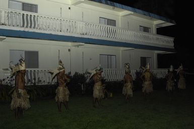 [Assignment: 48-DPA-SOI_K_Pohnpei_6-10-11-07] Pacific Islands Tour: Visit of Secretary Dirk Kempthorne [and aides] to Pohnpei Island, of the Federated States of Micronesia [48-DPA-SOI_K_Pohnpei_6-10-11-07__DI14146.JPG]