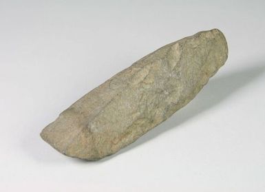 To'i Ma'a (stone adze)