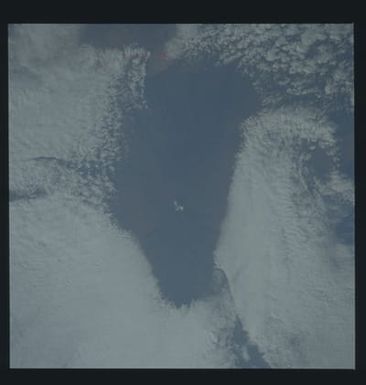 S45-614-018 - STS-045 - STS-45 earth observations