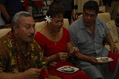 [Assignment: 48-DPA-SOI_K_Amer_Sam] Pacific Islands Tour: Visit of Secretary Dirk Kemmpthorne [and aides] to American Samoa, U.S. Territory [48-DPA-SOI_K_Amer_Sam__DI15515.JPG]