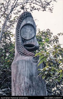 Vanuatu - Wooden carving