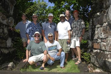 [Assignment: 48-DPA-SOI_K_Pohnpei_6-10-11-07] Pacific Islands Tour: Visit of Secretary Dirk Kempthorne [and aides] to Pohnpei Island, of the Federated States of Micronesia [48-DPA-SOI_K_Pohnpei_6-10-11-07__DI13920.JPG]