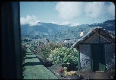 Haus pek pek (latrine) : Minj Station, Wahgi Valley, Papua New Guinea, 1954 / Terence and Margaret Spencer